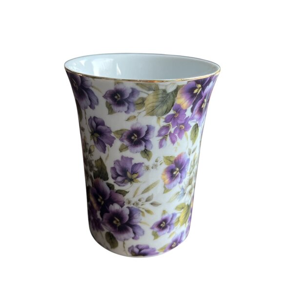 PRINCESS MARY ANNE Porcelain Collection Mug Purple Flowers 4" Gold Rim 8oz - Picture 3 of 6